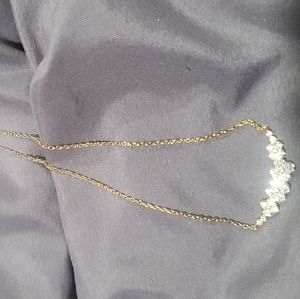 👶🧒👦🧑👦 Henri Bendel Flower Necklace